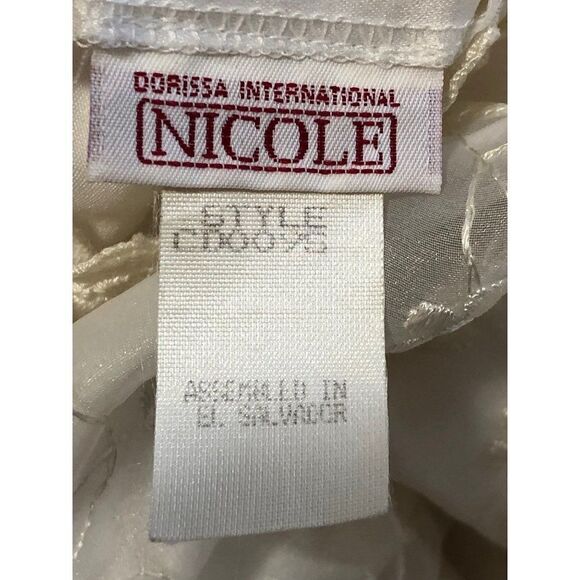 Vintage NICOLE Victorian Style Portrait lace Girls Dress Size 10 - Picture 6 of 7